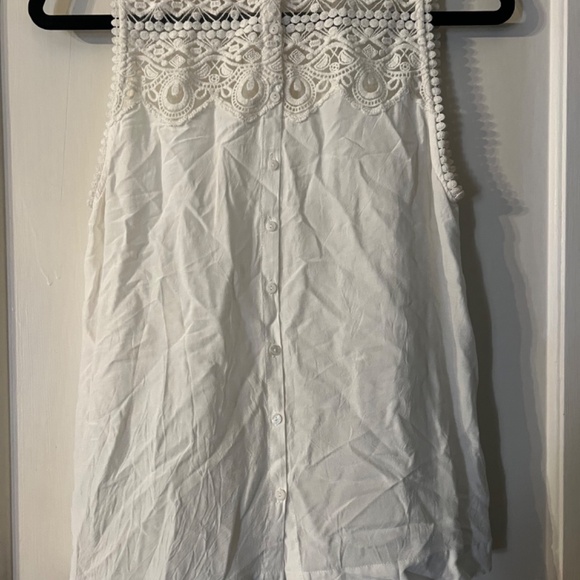 White Button Back Tank - Picture 2 of 2